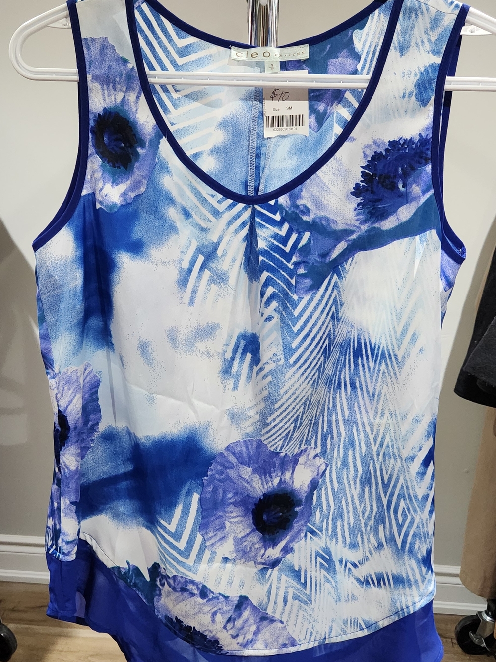 cleo Blue & White Floral V-Neck Layered Hem Tank